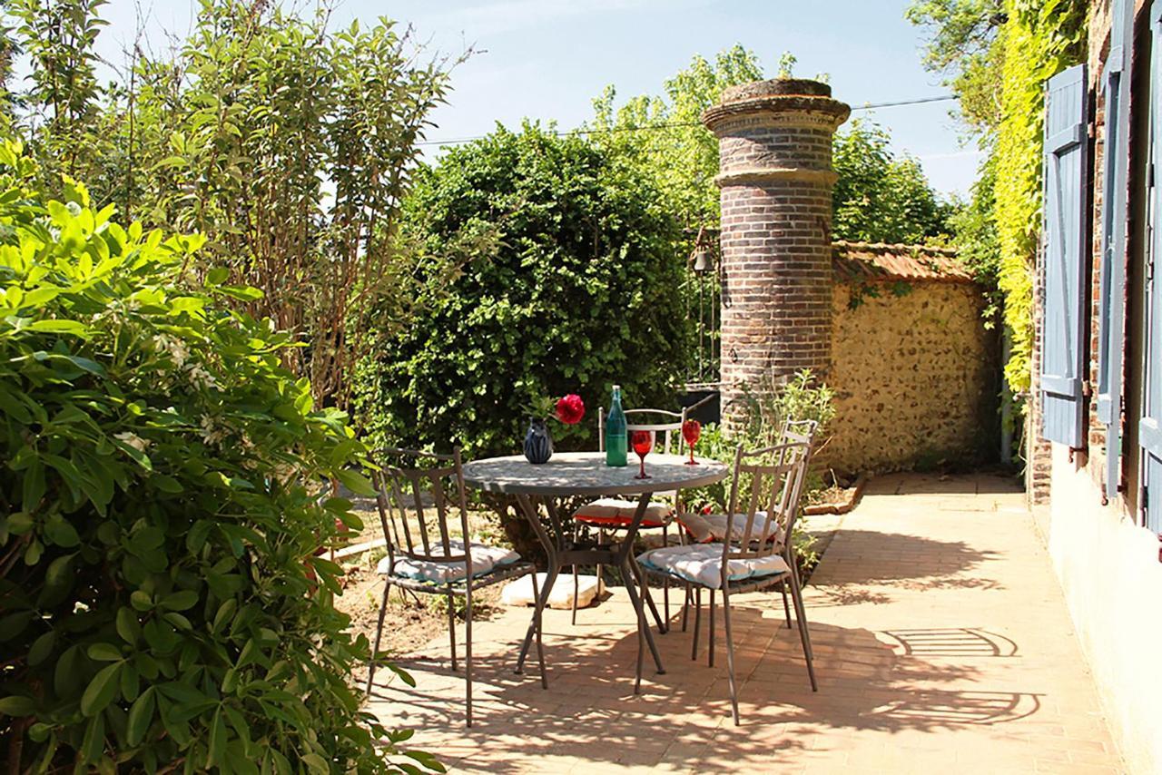 Le Clos Des Artistes - Gite Turny Exterior photo